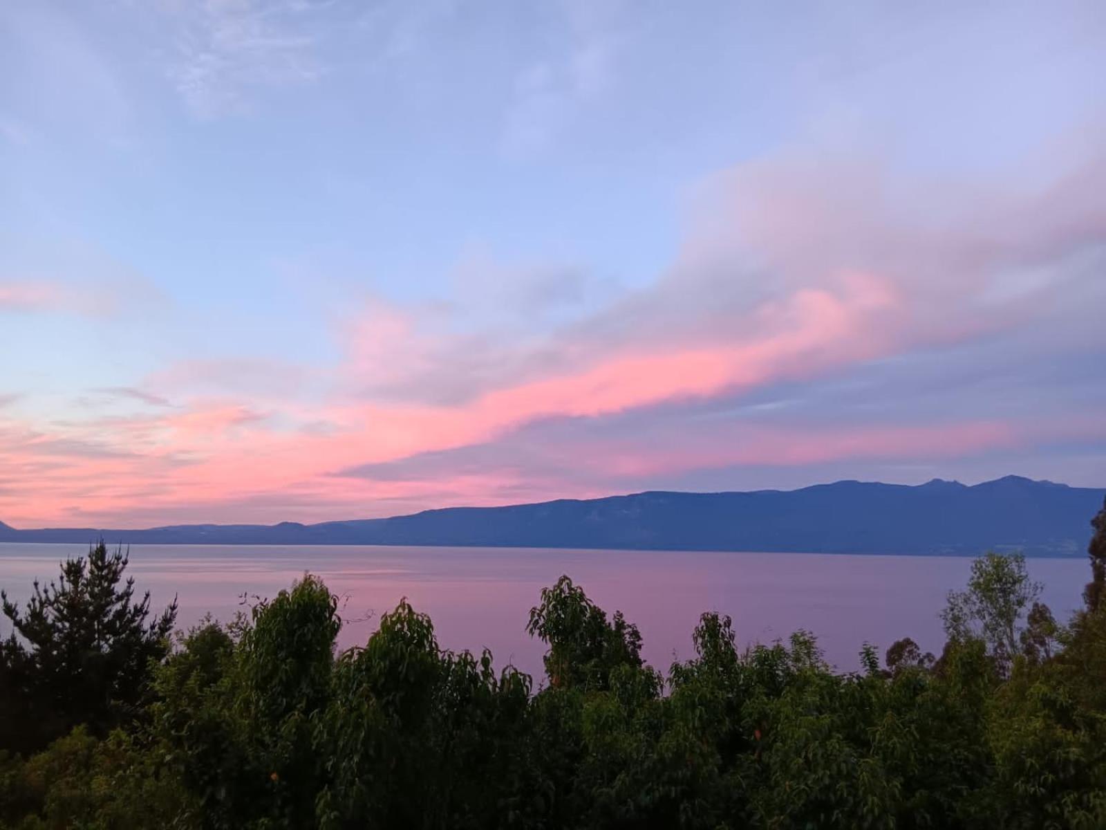 Cabanas Ayalen Con Vista Al Lago Pucón Szoba fotó
