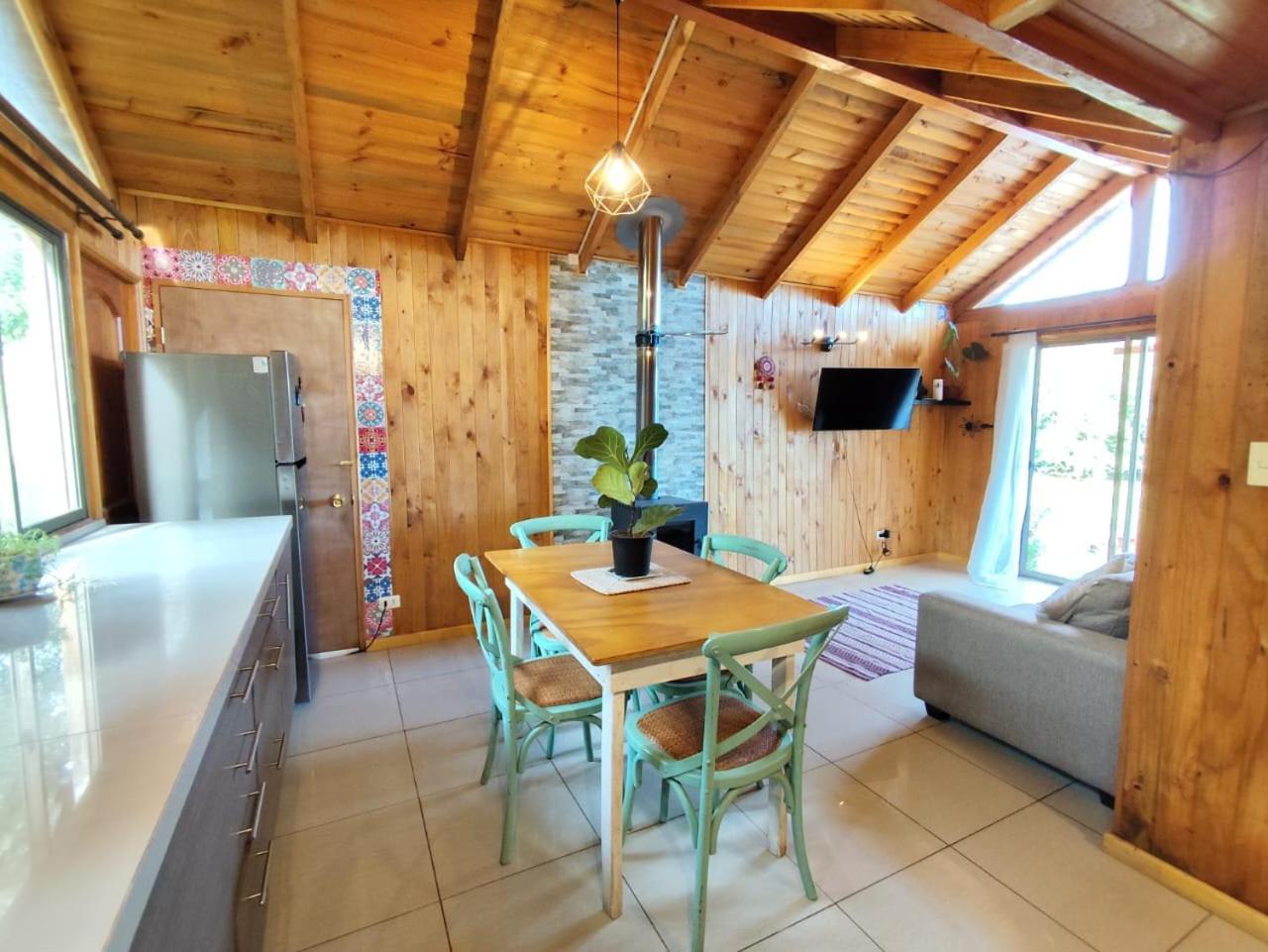 Cabanas Ayalen Con Vista Al Lago Pucón Szoba fotó